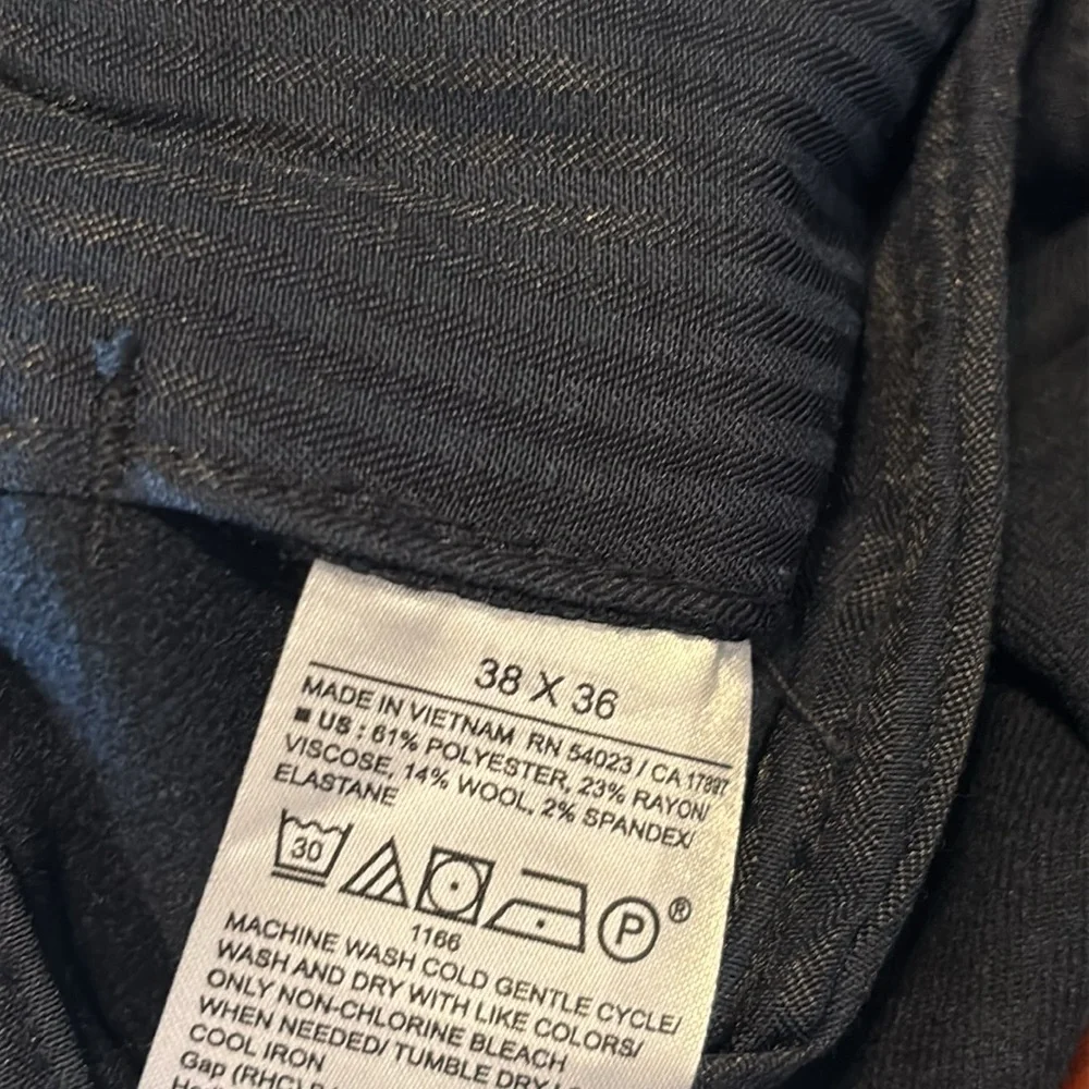 Banana Republic Men's Black Brushed Pleated Pants Size 38